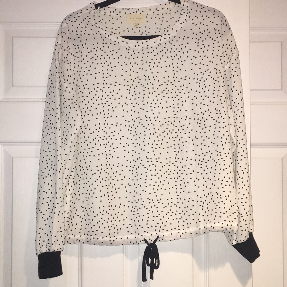 White w/ black polka dot ~ Women’s Blouse